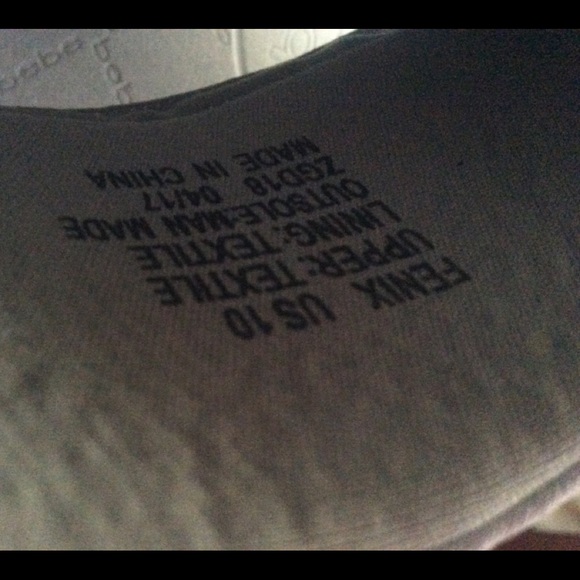 ♨️FINAL♨️Cute!! Bebe Comfort w/Pearls Crystals🎉 - Picture 5 of 7